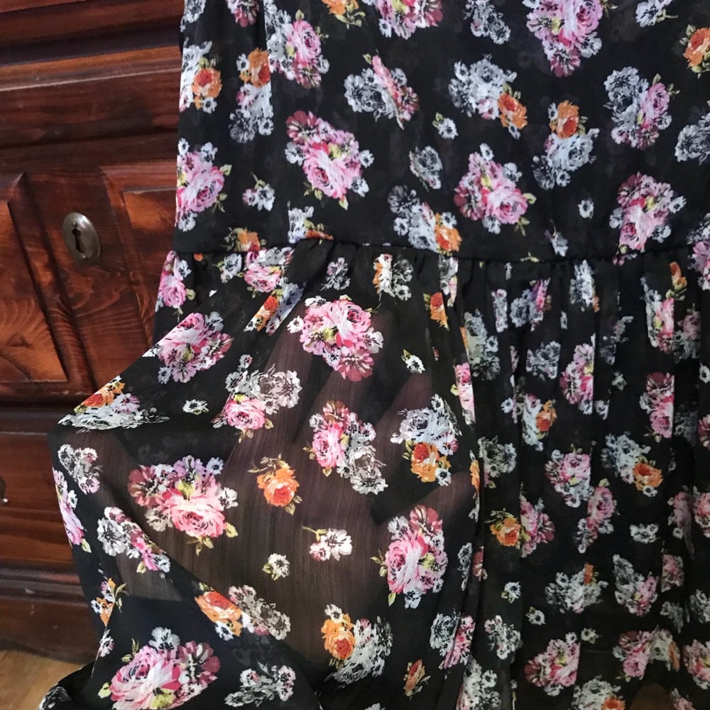 Torrid top - Picture 2 of 4